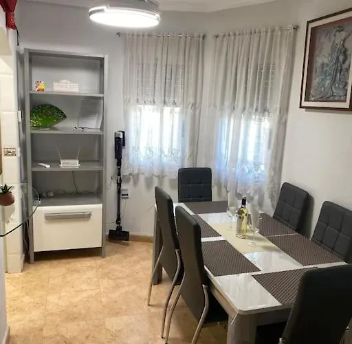 Detached With Private Pool Villa *