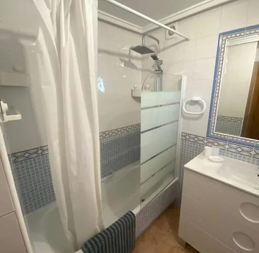 Villa Detached With Private Pool *