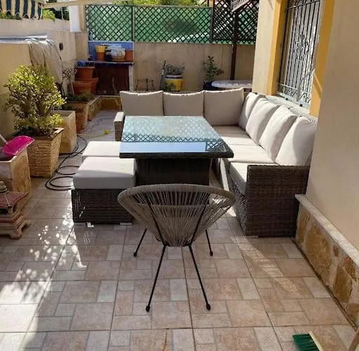 Villa Detached With Private Pool *