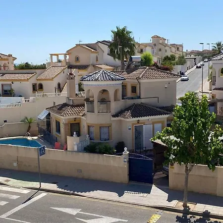 Detached With Private Pool 别墅 *