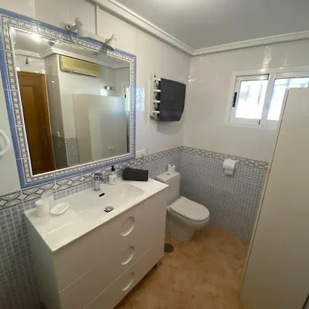 Detached With Private Pool *